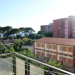 Cimarosa 5 Appartamento Follonica